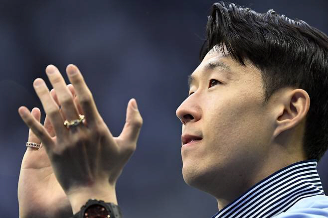 '유럽에 벽화 있는 韓선수 봤나요?' 손흥민, 토트넘 복귀 확정! 10일…