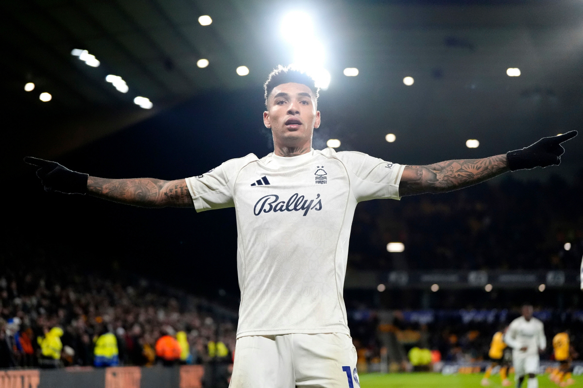 "패패패패패무무패패패패패패패", '교체→벤치→교체' 황희찬, 어떡하나…울…