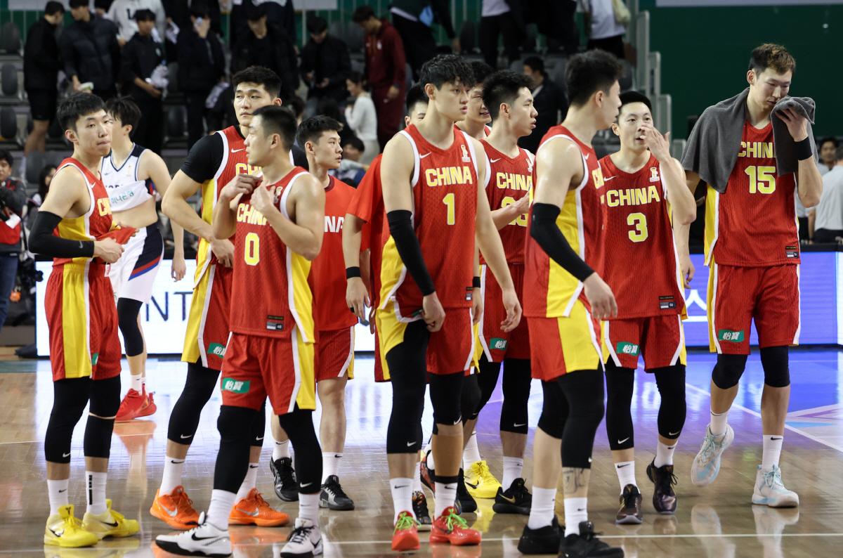 [류동혁이 이슈분석] 임시감독. 준비기간 단 4일. 전희철 대표팀 감독의…