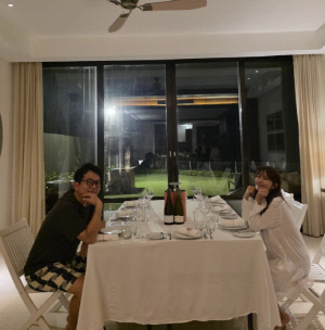 자연 임신 도전 선언한 김지민, ♥김준호와 기쁜 소식...결혼 5개월만 또 신혼여행