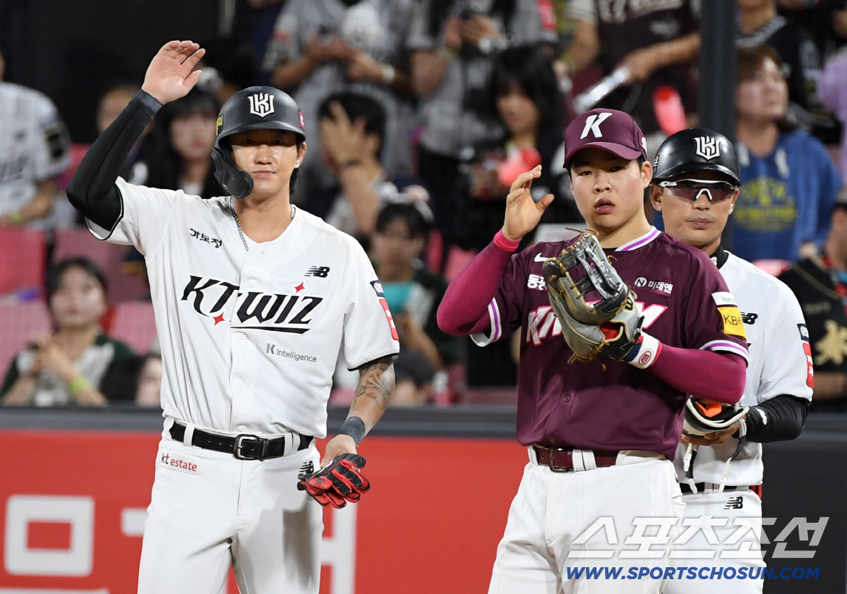 '너무한 거 아닙니까' 주전들이 싹 다 바뀌게 생겼다...통합우승 주역들…
