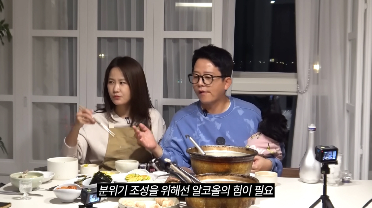 '50세' 김준호, 김지민♥과 자연임신 위해 또 신혼여행 갔다 "절주도 …