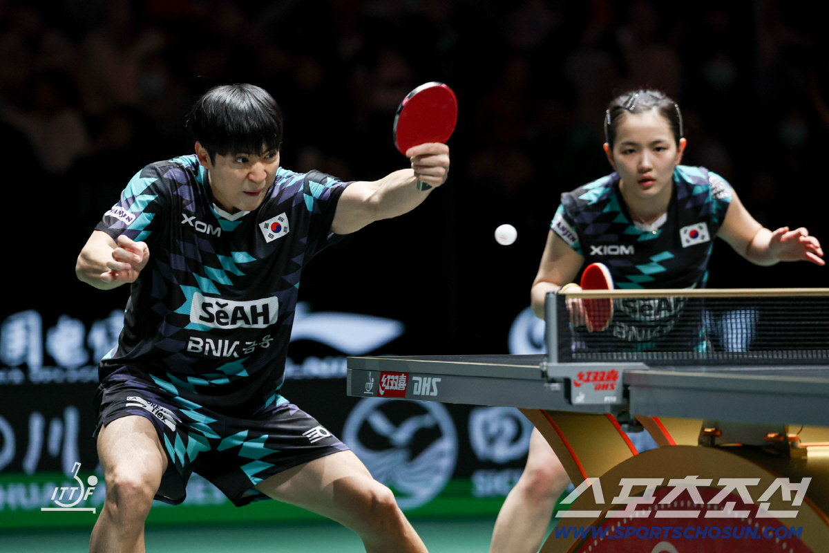 "에이스 장우진 3점 활약"韓,'난적'홍콩에 8대5승! 신유빈 무릎 피로…