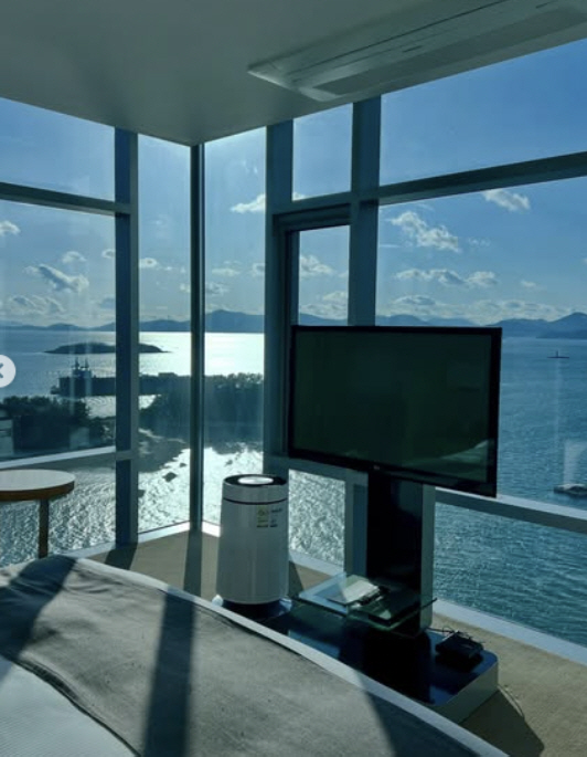 최여진, '불륜설·사이비설' 이겨낸 '♥재혼 남편'과 신혼..."우리 재…