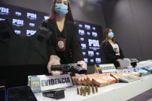 살인에 돈세탁까지…칠레 수도서 中갱단 단속 '동방장성' 작전