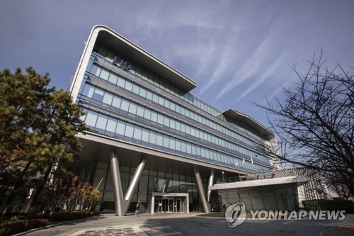 LIG넥스원, AESA 레이다·무인기 SAR 광대역 반도체 개발 착수