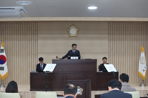 의원 해외연수 논란 차단…익산시의회, 2년 연속 예산 전액 삭감