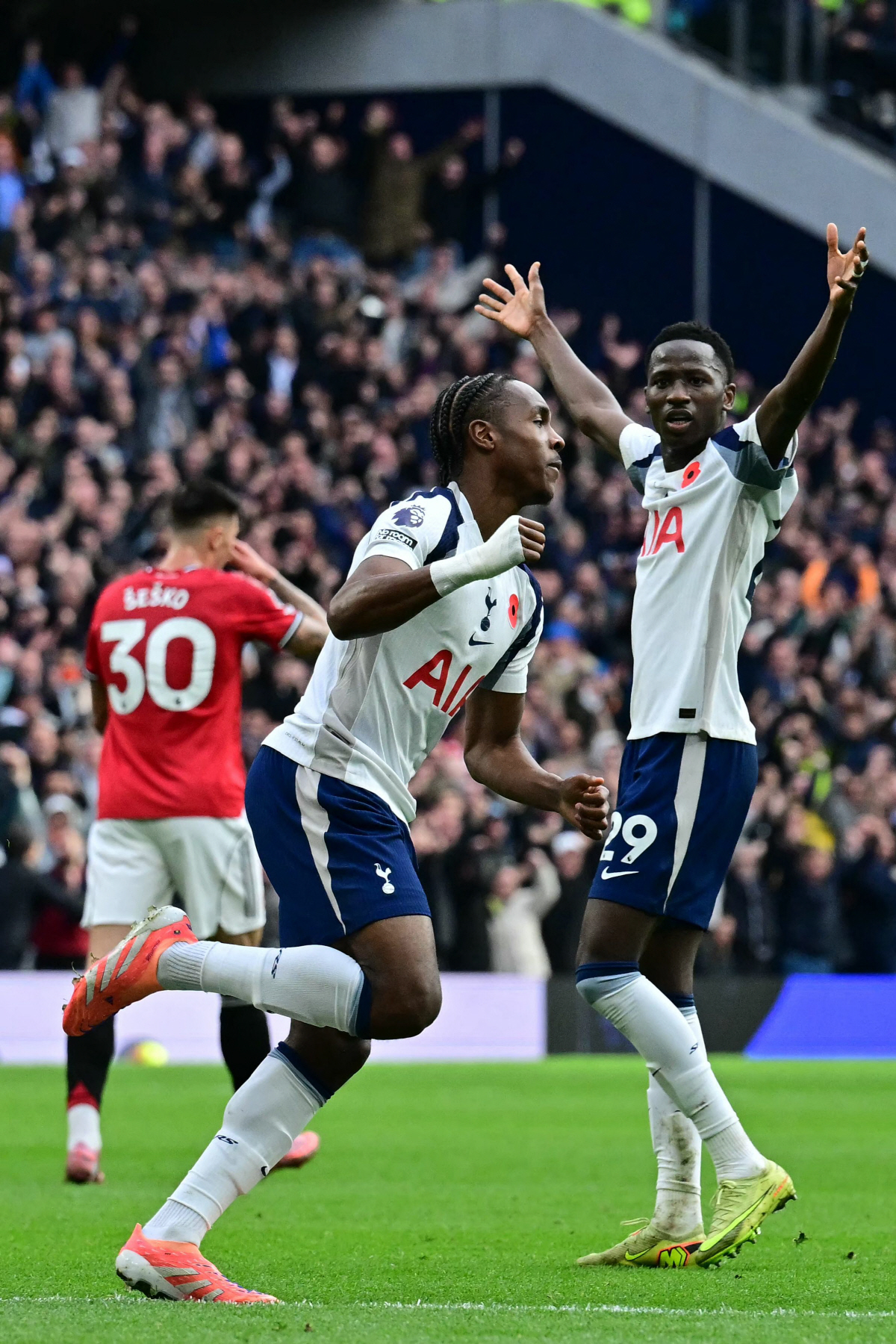 英 BBC 주목! "손흥민 후계자라더니…" 토트넘 '1호 영입'→'550…