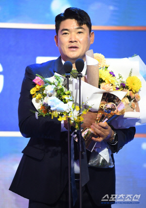 홀드왕 노경은, 구단 최초! KBO 공식 페어플레이상까지 겹경사