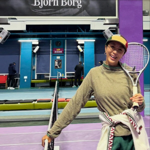 ‘윤종신♥’ 전미라, 47세에 할머니 소리 들었다 “붉은 안경 썼다가..”