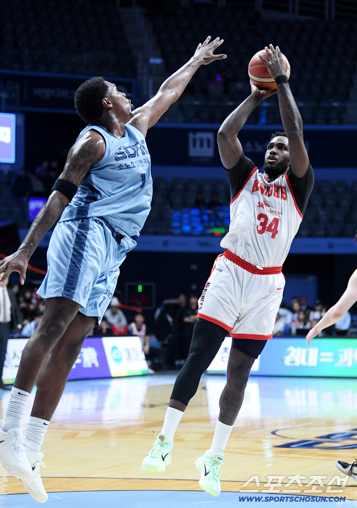 [포토] 워니, 자유자재로 슛