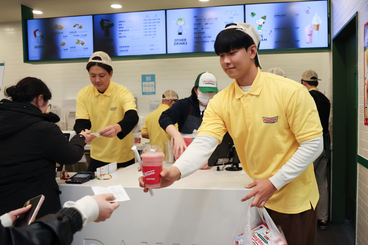 "보람있는 자리, 앞으로도 계속되길" 전준우→한태양 힘모은 드림카페, 발…