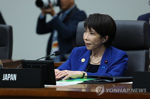 [글로컬] 日다카이치 총리의 역사 인식 경계한다