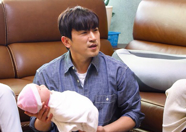 사유리, 예비아빠 이민우에 육아 특훈..이민우 "만삭 아내 위해 금연+요리"