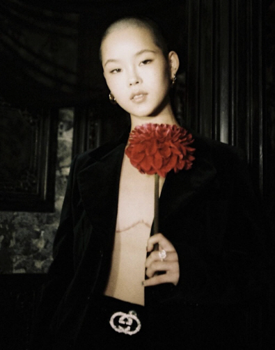 아이돌 XG 코코나, 가슴 절제 수술 흉터 공개→ 커밍아웃 “난 여자 아…