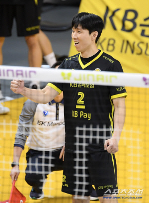 '이럴수가' 동시에 감기 몸살, 구토로 이탈이라니…'2위 싸움 치열한데' 이런 변수 다 있나