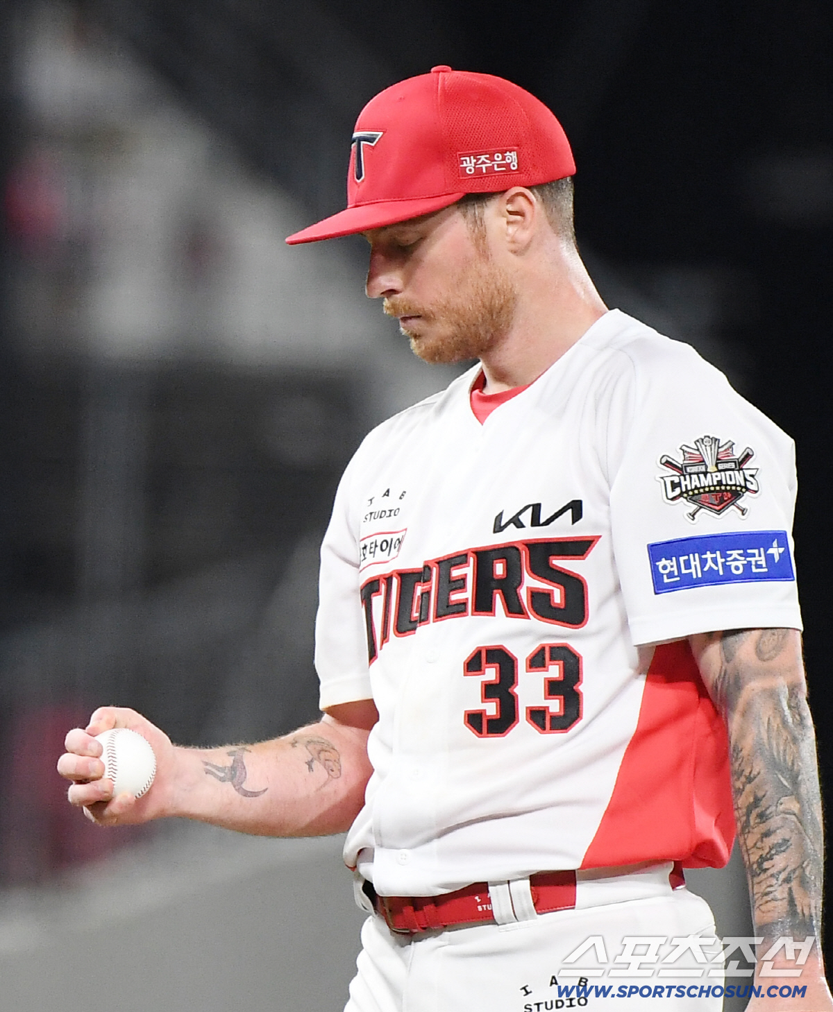 29억 질러 눌러앉혔다, KIA 재계약 0순위 확보…'유일 10승' 외국…