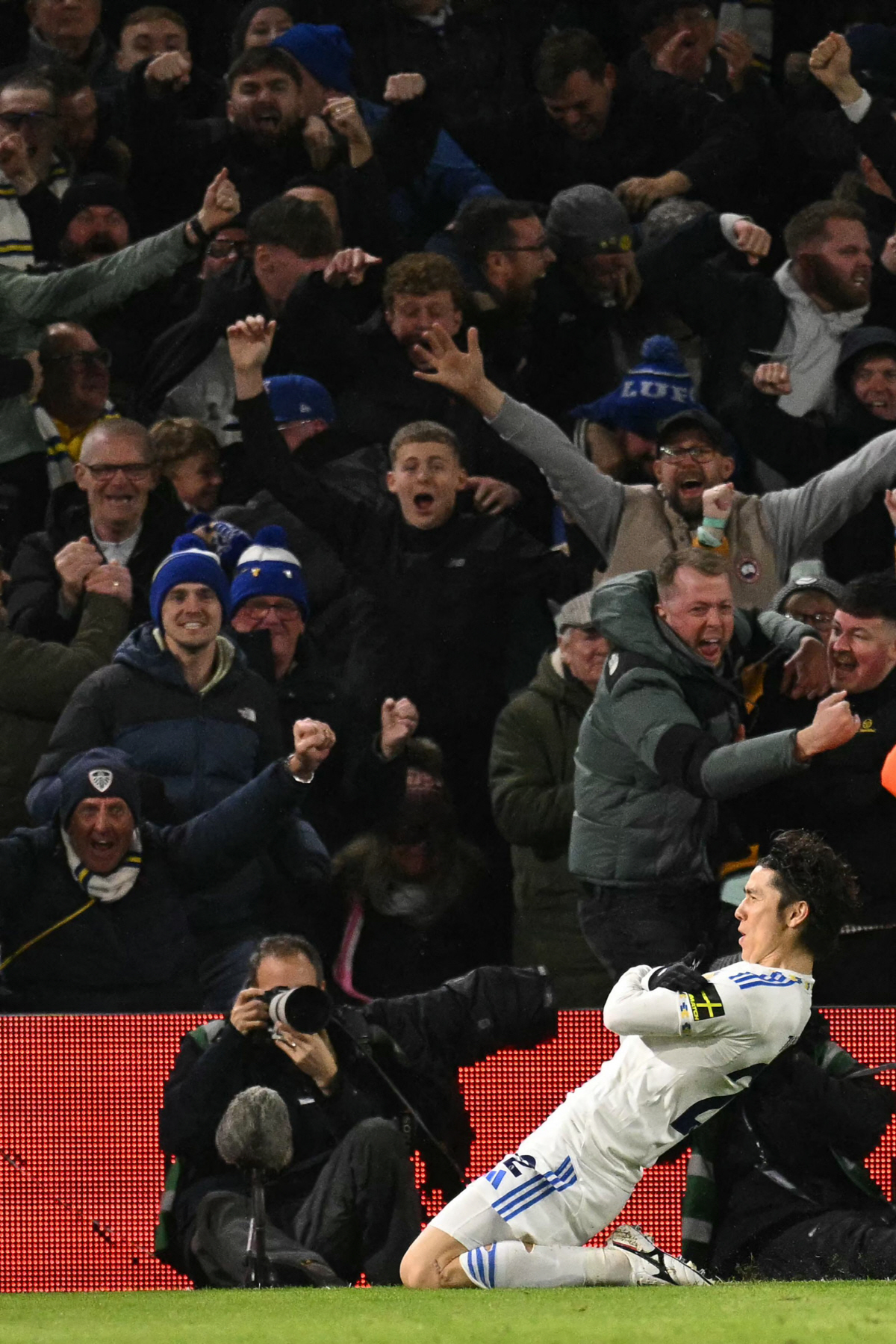 [EPL 리뷰]'0-2→3-3, 후반에만 6골' 미쳐버린 리즈-리버풀전,…