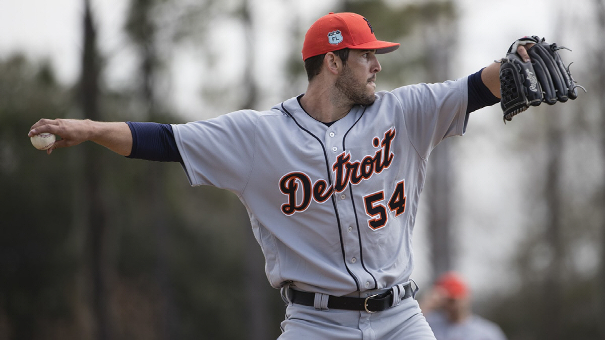 "ML 118억 거절하고 왜 여기에?" 일본 감독도 놀랐던 투수, 이제 …