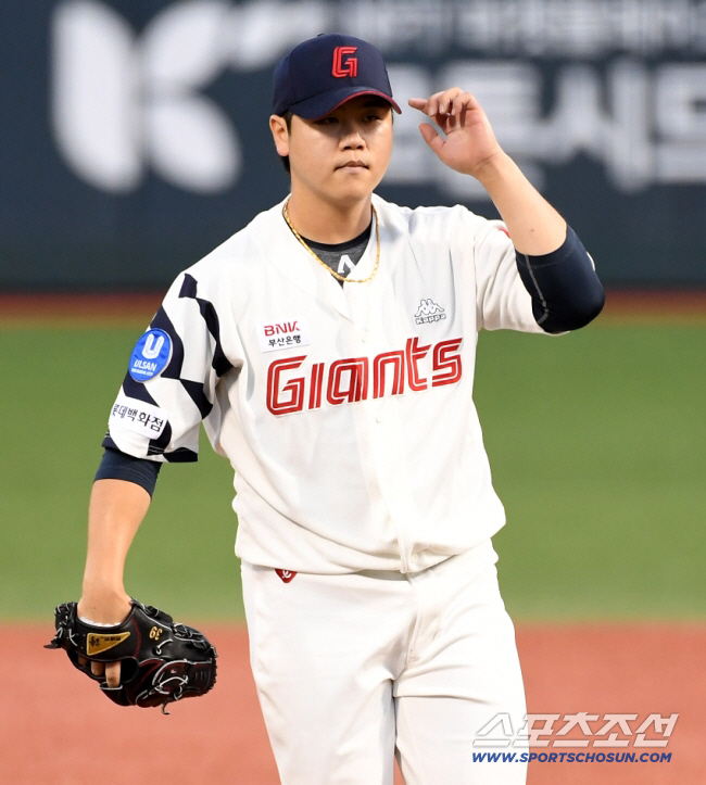 "양현종 상대로 선발승, 아직도 생생한데…부산팬 환호 잊을 수 없죠" 아…