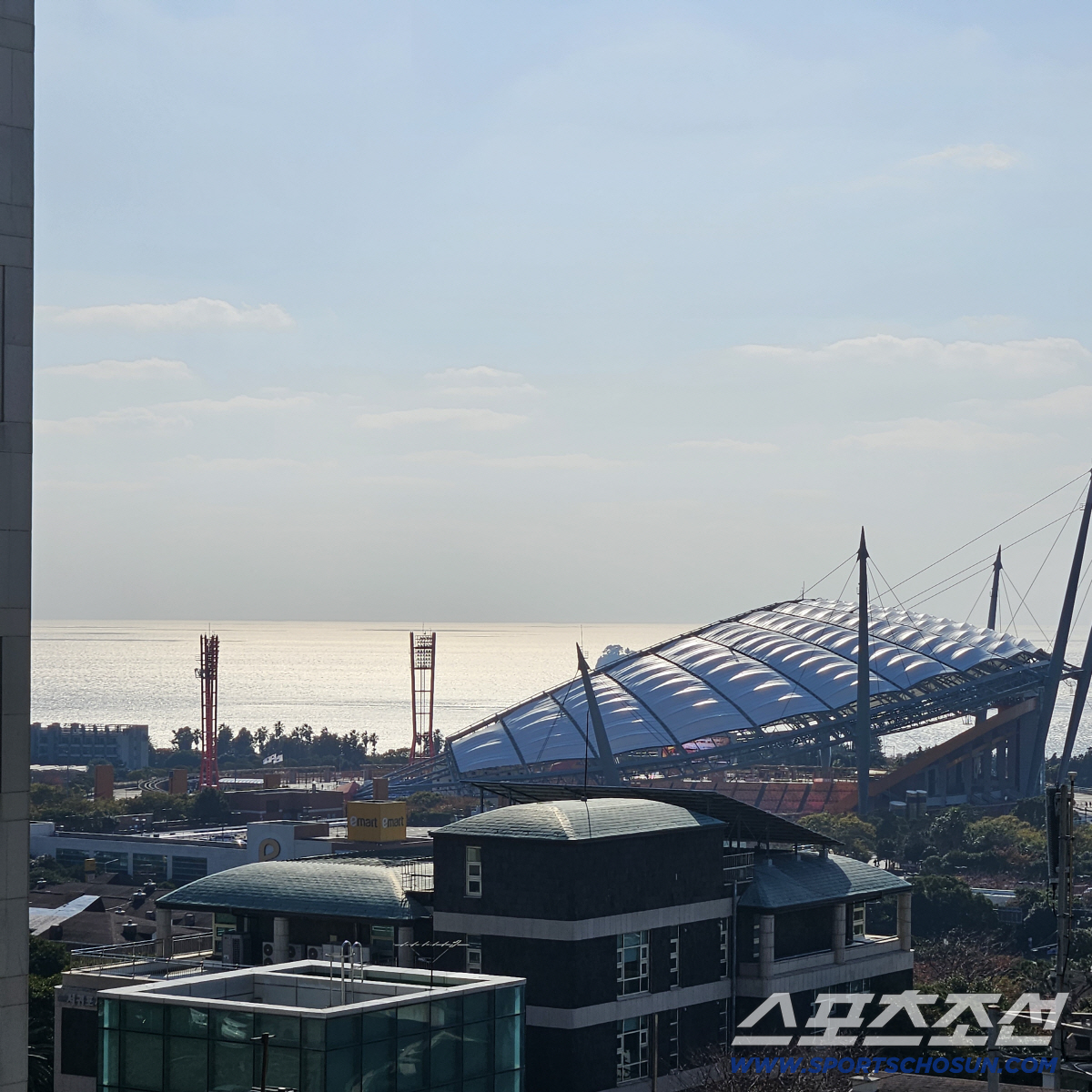 [현장에서]"우~우~~" 승강PO 2차전 앞두고 전운 감도는 제주W…유리…