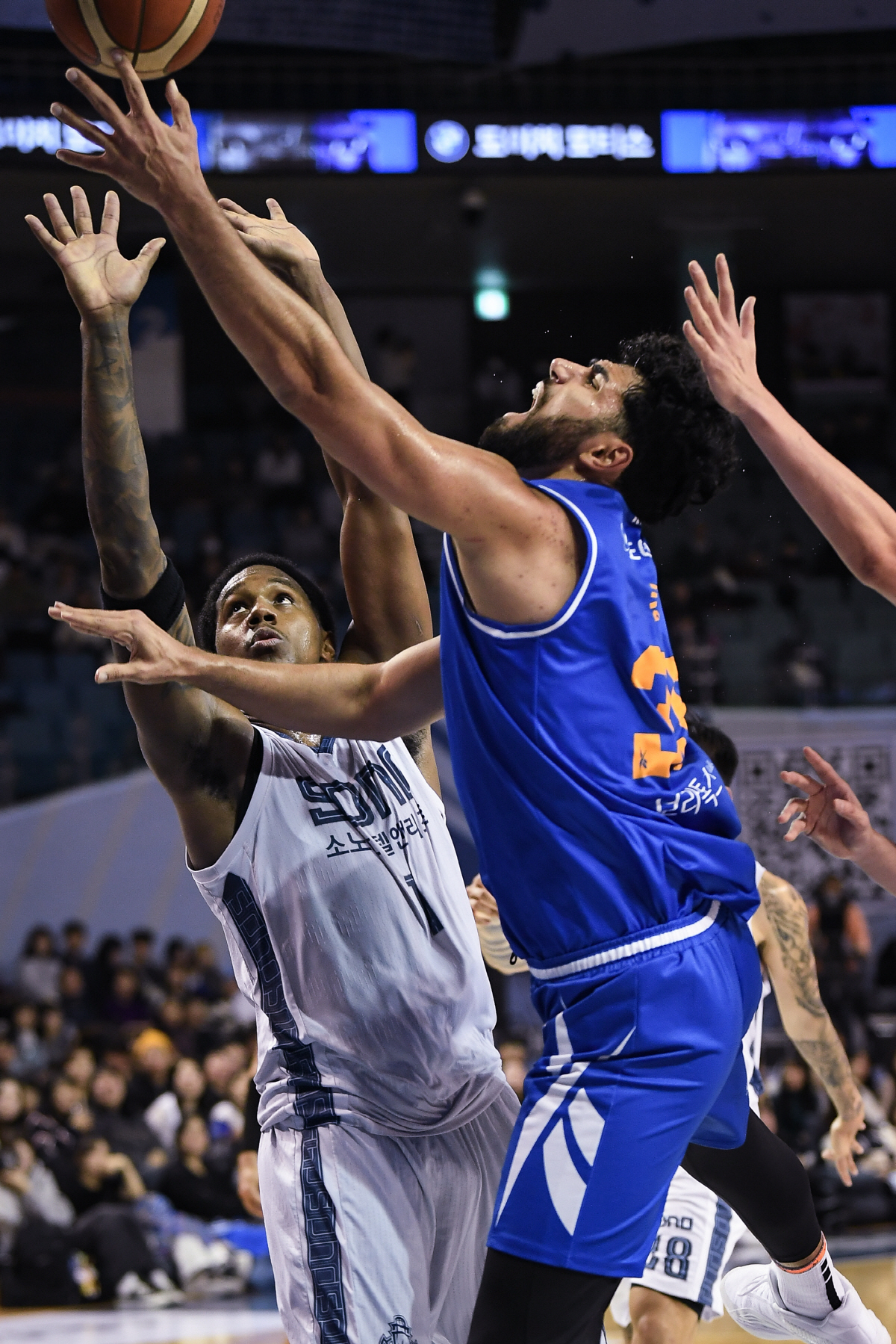 [현장리뷰]'켐바오+이정현 35득점 합작' 고양 소노, 서울 삼성 75-…