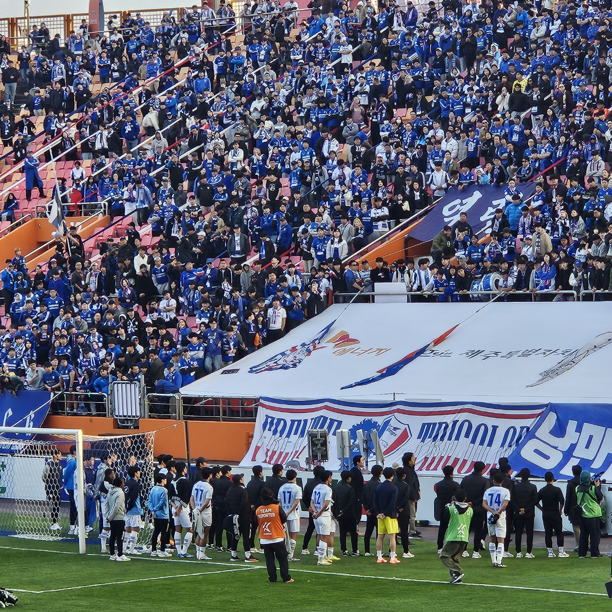 [속보]"감독인 내가 책임지겠다" 2년 연속 승격 실패한 변성환 감독, …