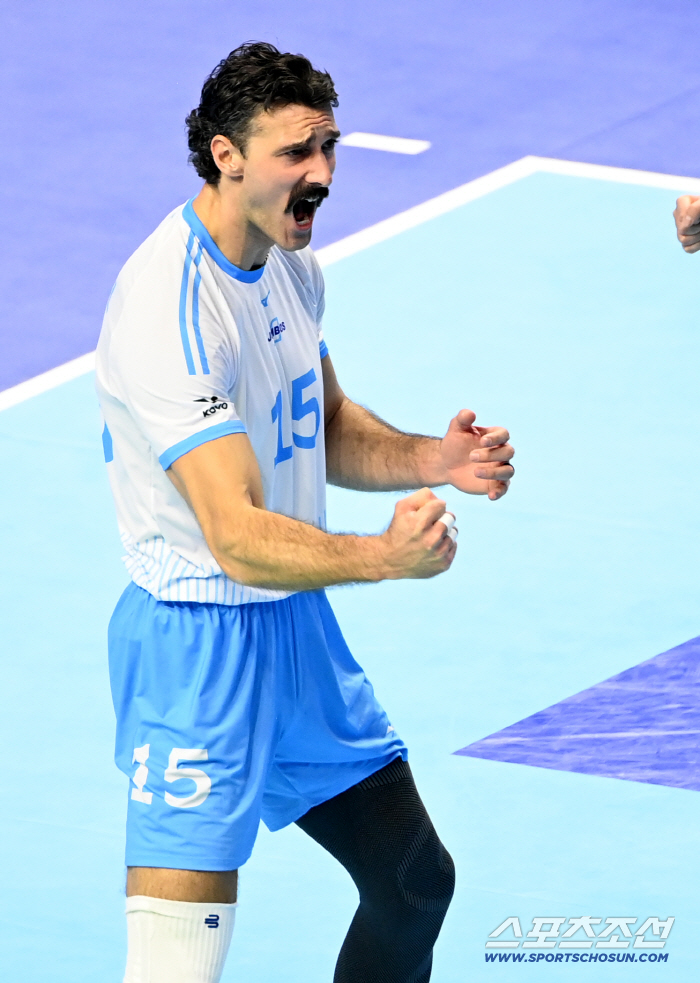 10연승 → 시상식도 2번!…완벽한 하루를 보낸 남자 "대한항공은 날 자유롭게 한다" [인터뷰]