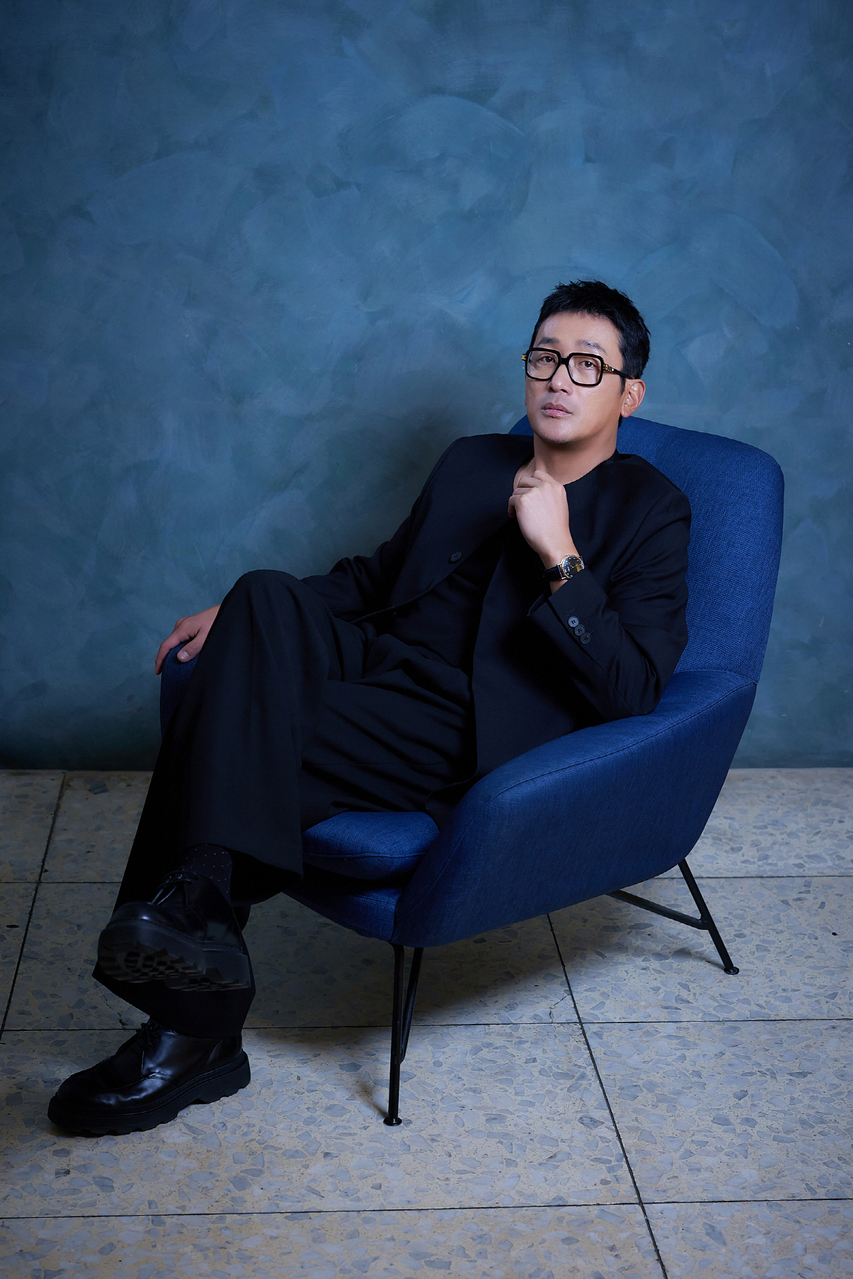 [SC인터뷰] "섹스 코미디 아닌 드라마"…'윗집 사람들' 하정우, 좀 …