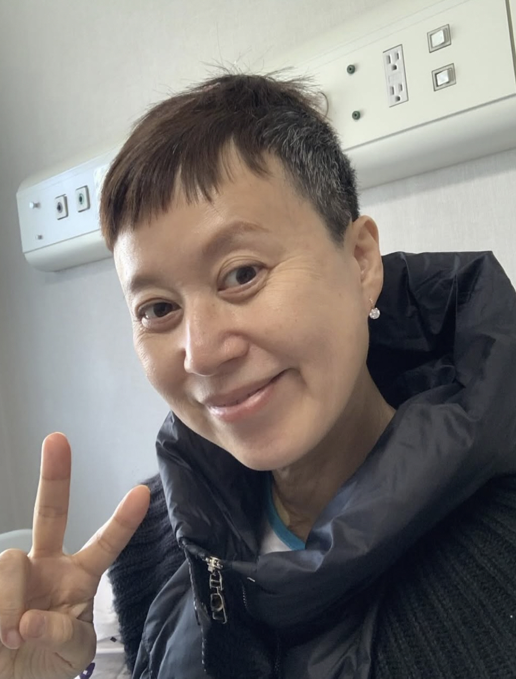 '암 투병' 박미선, 희끗해진 머리·야윈 얼굴에도 미소 "아픈 분들 힘내…