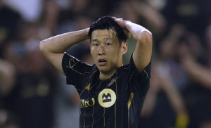 손흥민 절망, 좌절, 후회...새 사령탑 잘못 만났나 