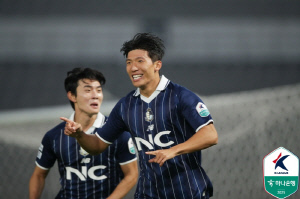 '교체 잘해야 성적 난다' 올 시즌 교체 공격포인트 봤더니...교체의 신은 김도균 이랜드 감독, K리그1은 포옛-정정용