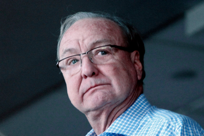 A로드-박찬호를 텍사스로 이끈 스포츠계 거물, ML 정상은 밟지 못하고 떠났다