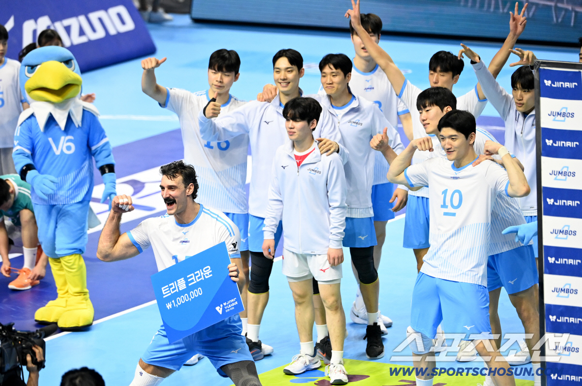 '역대 2위' 5연속 블로킹의 짜릿한 순간, 코트에 없었던 주전 MB…"…