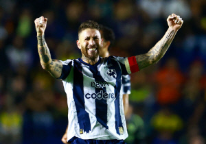 HERE WE GO 완벽 확인! '홍명보호 격전지'에서 떠난 레전드 수비수, 은퇴 생각 없다→