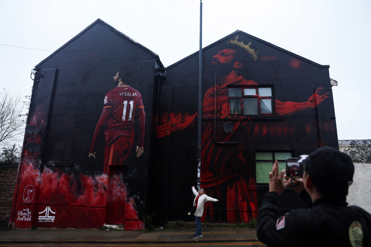 '이때싶' 사우디 오일머니, "버림받았다" '폭탄투하' 살라 영입 재추진…