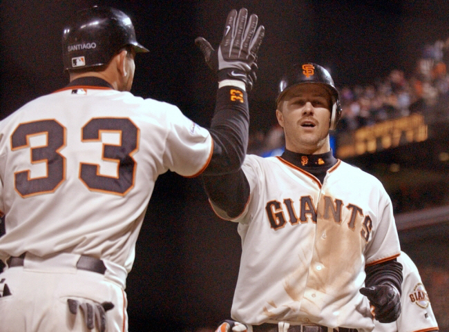 '역대 MLB 최강 방망이 2루수' 제프 켄트, 은퇴 17년 만에 'HO…