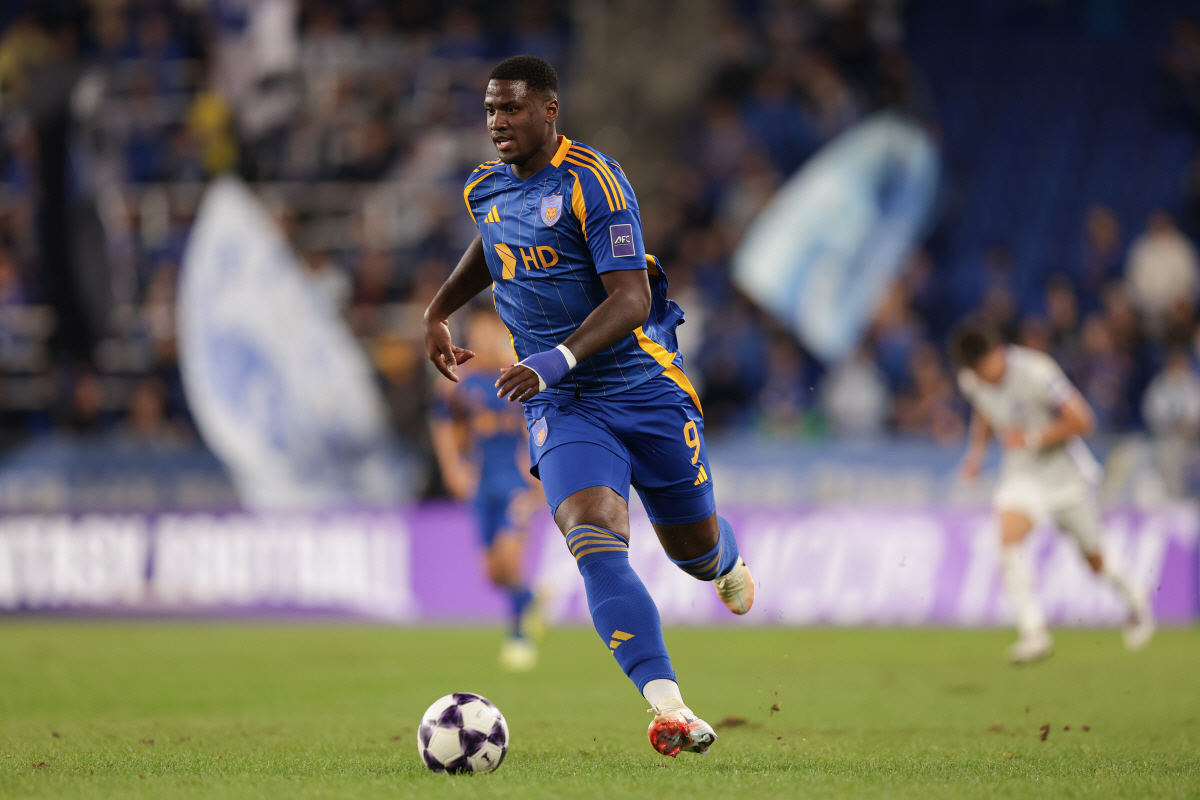 '잔류 당한' 울산 조현우 "ACLE 의기투합, 반드시 승리할 것"…日 …