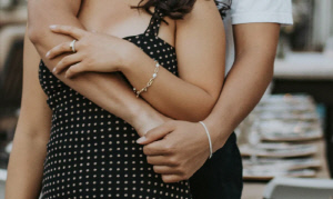 결혼 앞둔 여동생 약혼남과 도주한  유부녀 '충격'…오랫동안 몰래 연애