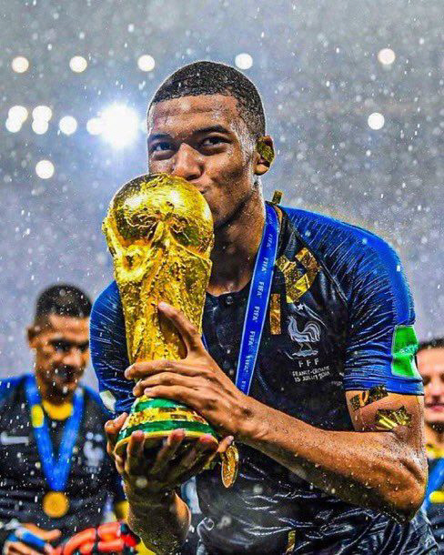 AI 파격 예상! "한국, 파라과이에 탈락→일본 또 16강에서 좌절"..…