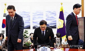 여야, 상정 법안 이견 지속…국회 본회의 오후 4시로 연기