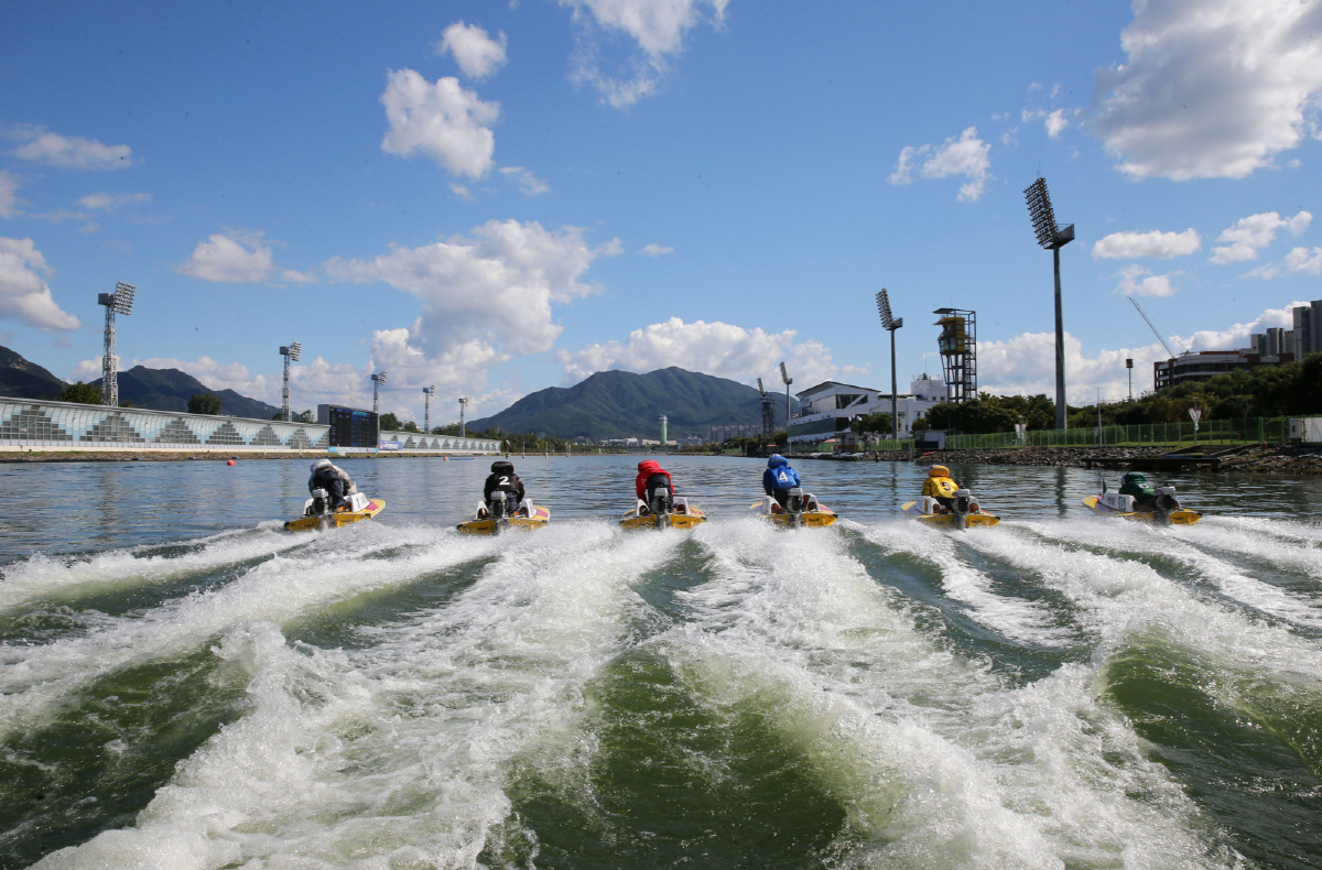 약체라고? 알짜만 남았다! 존재감 '뿜뿜' 13기, 경정 판도 바꿀까