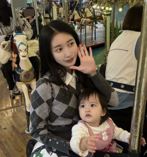 이지훈♥아야네, 16개월 딸 돌변에 '놀이공원 대참사'...