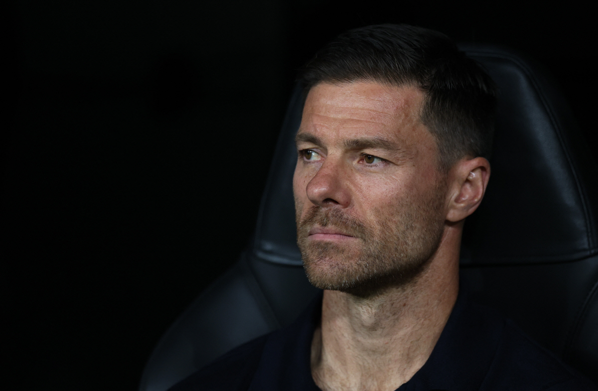 알론소 전격 경질→'위대한 명장' 클롭-지단 파격 선임, 英 BBC 확인…