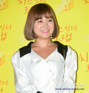 “24시간 대기·와인잔 맞아 응급실行”… 박나래 전 매니저 2명 동시 퇴사·정산 전말 [종합]