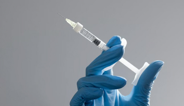 '다이어트 주사' 맞은 여성, 피 토하고 의식 잃어…"1년간 임신 피해야…