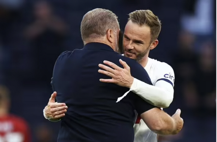 '손흥민 사랑' 토트넘 부주장 소신 발언 "포스테코글루 감독 시절 너무 …