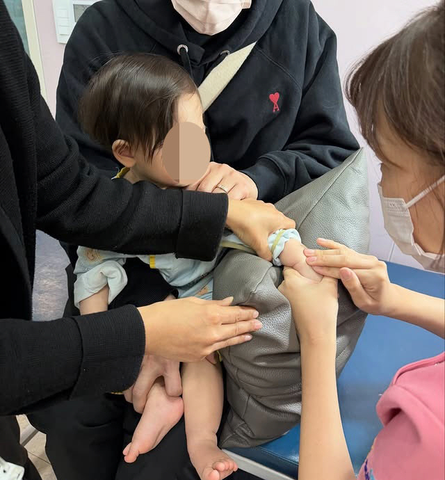 '윤전일♥' 김보미, 둘째딸 병원 입원했다 "짜증·울음 폭발, 얼마나 아…