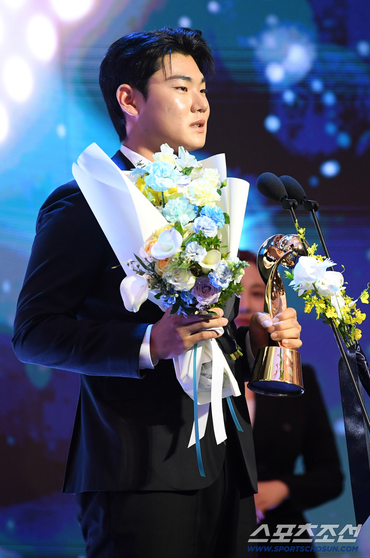 124억, 80억 FA 다 제쳤다. 일본전 9회말 동점포, 알을 깬 5년…