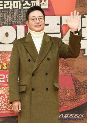 윤다훈, 68억 벌었다 